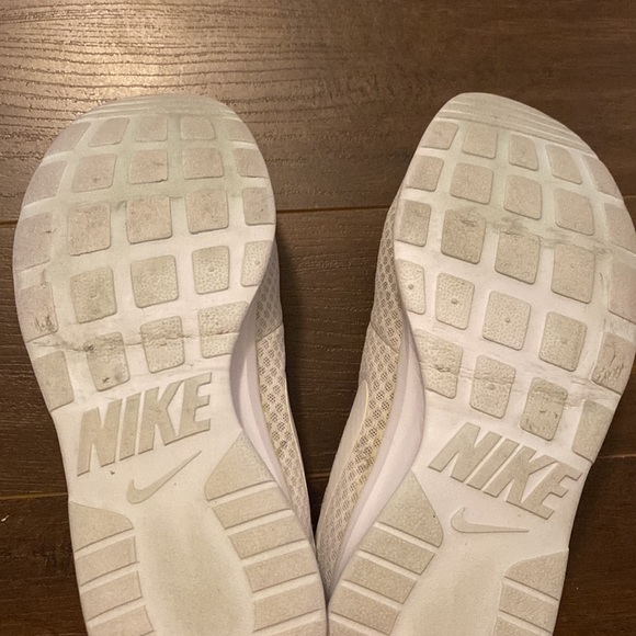 Nike Running Shoe - Picture 5 of 7